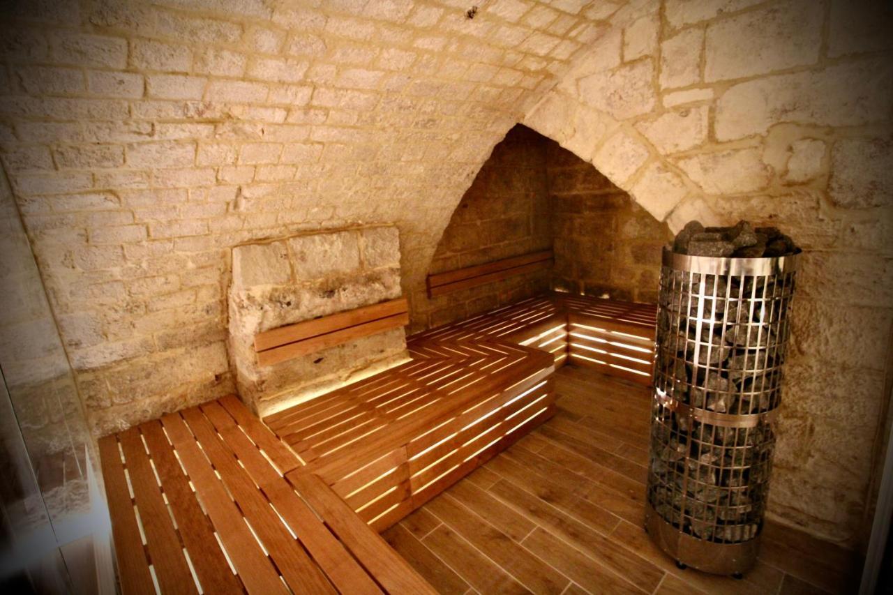 Spa Gaalor***** - Jacuzzi & Sauna A Rouen Exterior photo