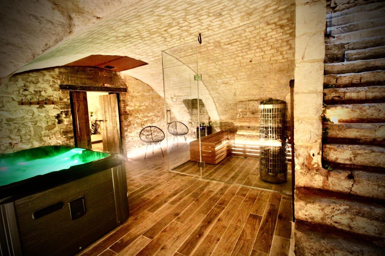 Spa Gaalor***** - Jacuzzi & Sauna A Rouen Exterior photo
